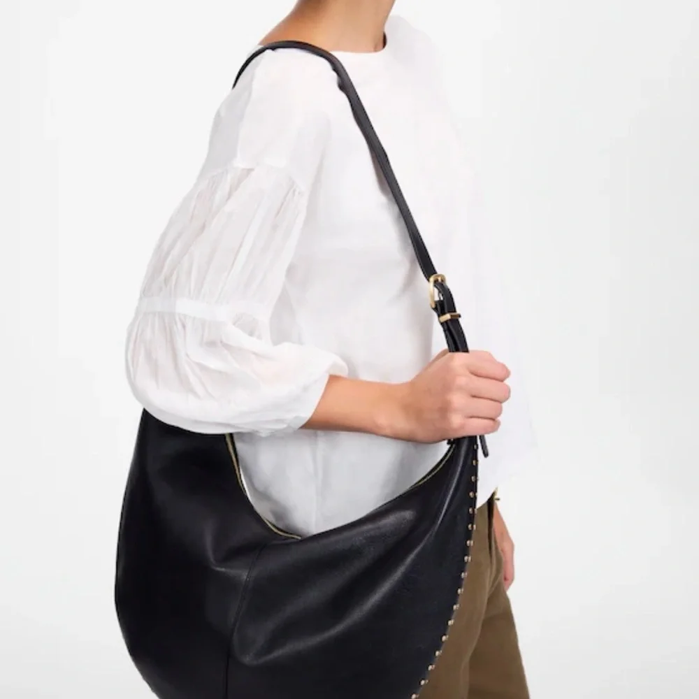 Madewell Essential Curve Shoulder Bag - Picture 4 of 10